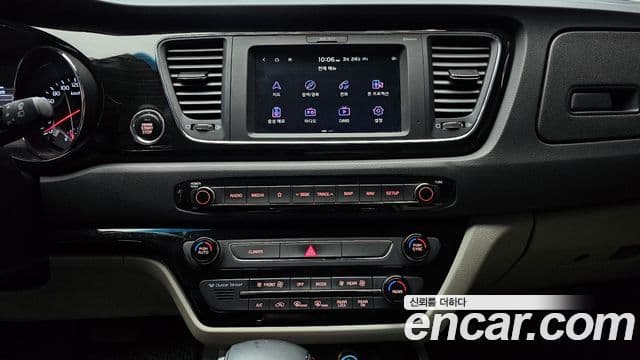 Kia The / новый New Carnival VIP, 2019 16