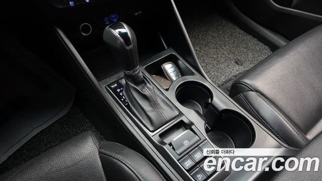 Hyundai All New Tucson Premium, 2018 9