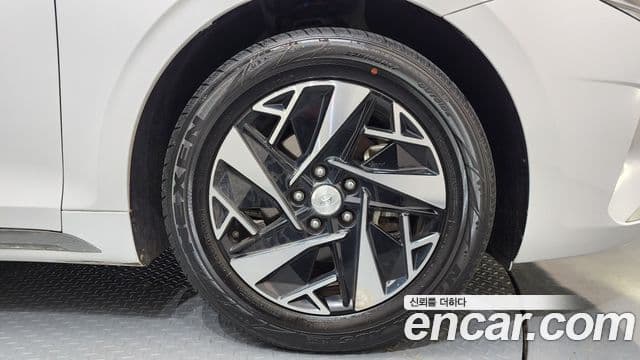 Hyundai The / новый New Grandeur IG гибрид Le Blanc, 2022 все фото