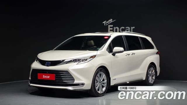 Toyota Sienna 4세대, 2021 1