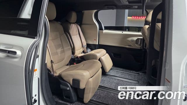 Toyota Sienna 4세대, 2021 12