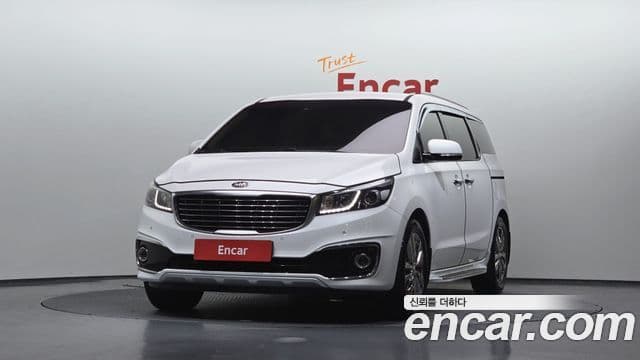 Kia All New Carnival Noblesse, 2016 3