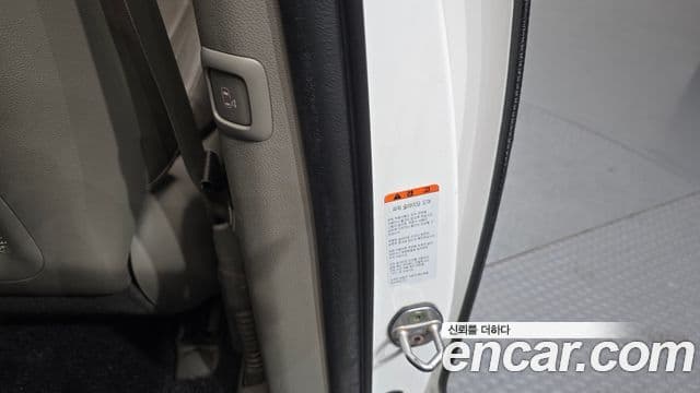 Kia All New Carnival Noblesse, 2016 18