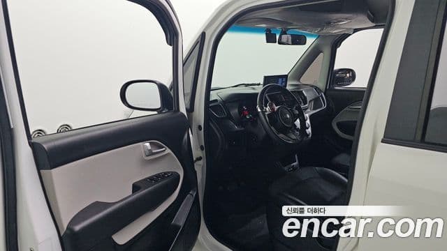 Kia The / новый New Ray фургон /, 2018 10