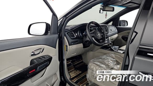 Kia The / новый New Carnival Special, 2019 10