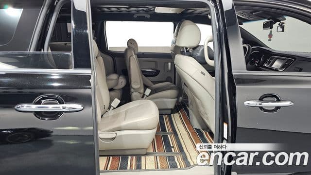 Kia The / новый New Carnival Special, 2019 12