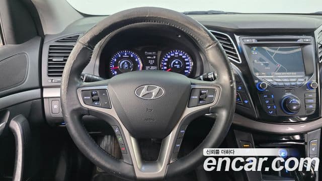 Hyundai i40 살룬 Smart, 2012 14