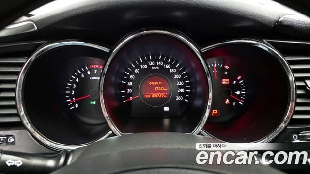 Kia K5 LPI Deluxe, 2011 8