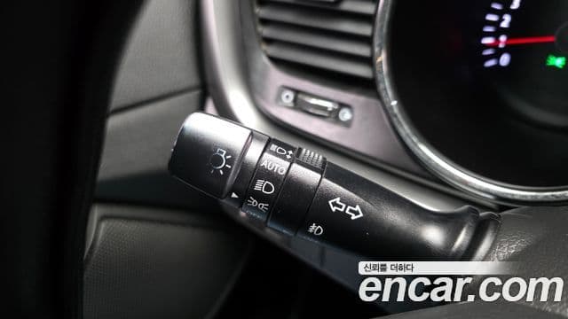 Kia K5 LPI Deluxe, 2011 17