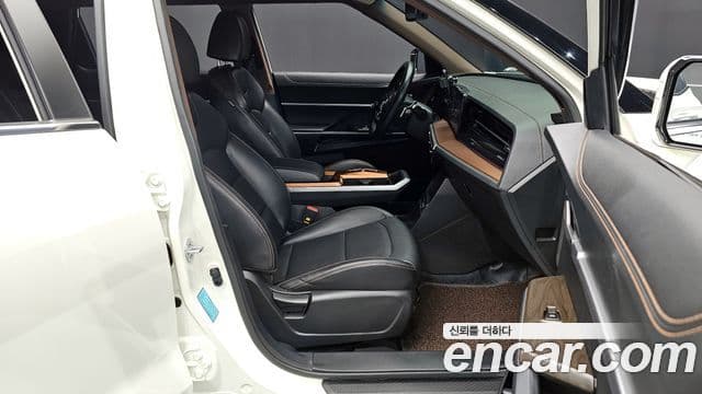 KG모빌리티(SsangYong) Torres EVX таксомоторный тип, 2024 11