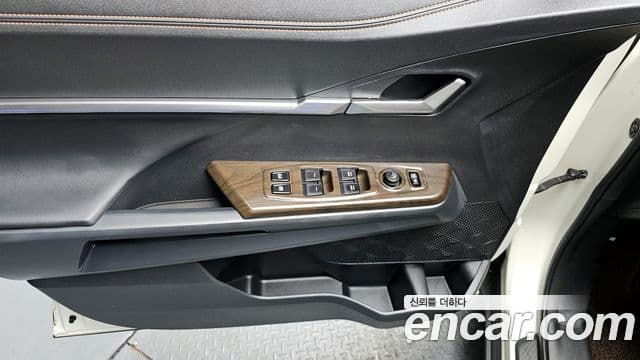 KG모빌리티(SsangYong) Torres EVX таксомоторный тип, 2024 18