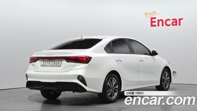 Kia The / новый New K3 2세대 Trendy, 2022 2