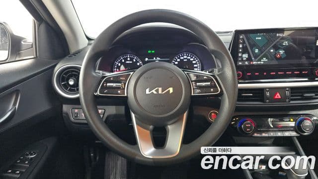 Kia The / новый New K3 2세대 Trendy, 2022 13