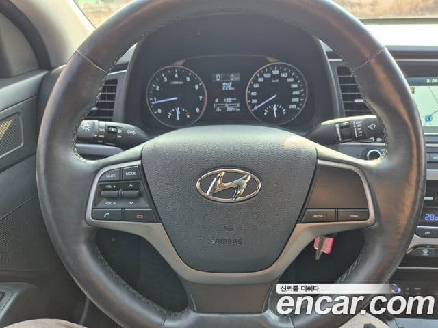 Hyundai Avante AD 1.6 GDI Smart, 2016 7