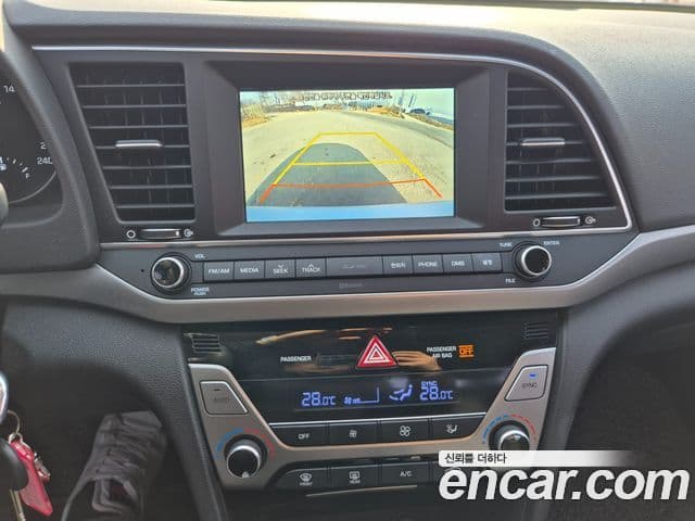 Hyundai Avante AD 1.6 GDI Smart, 2016 10