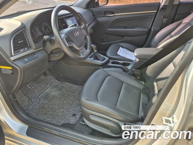 Hyundai Avante AD 1.6 GDI Smart, 2016 14