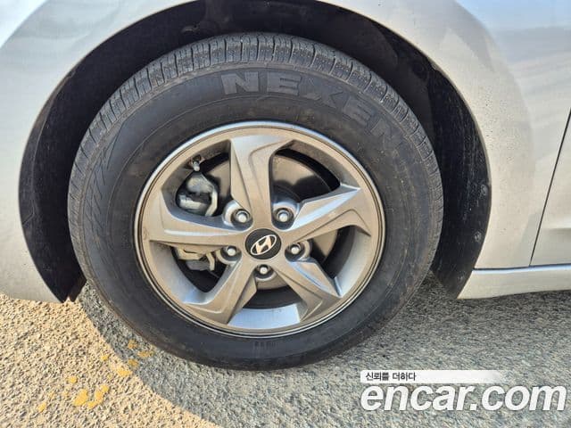 Hyundai Avante AD 1.6 GDI Smart, 2016 17