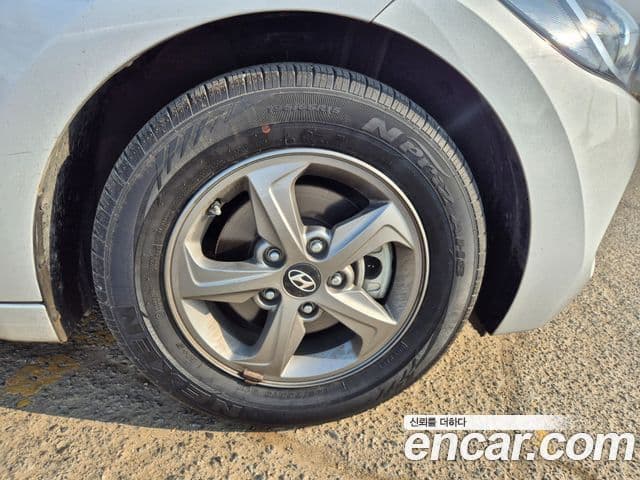 Hyundai Avante AD 1.6 GDI Smart, 2016 18