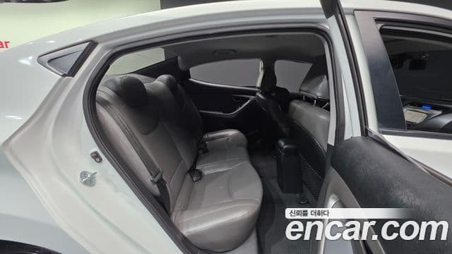 Hyundai Avante MD M16 GDI Blue Saver, 2012 19