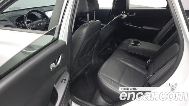 Hyundai Kona Premium, 2018 11