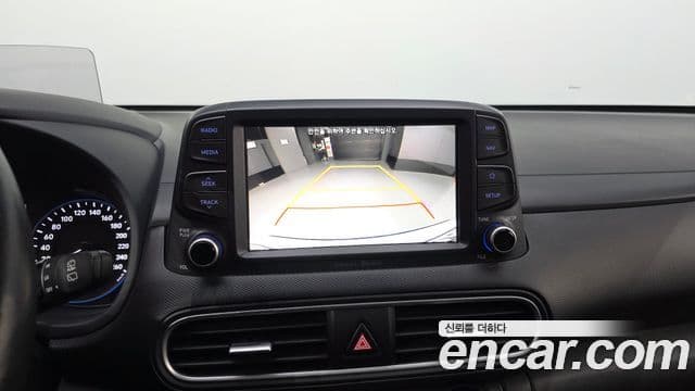 Hyundai Kona Premium, 2018 17