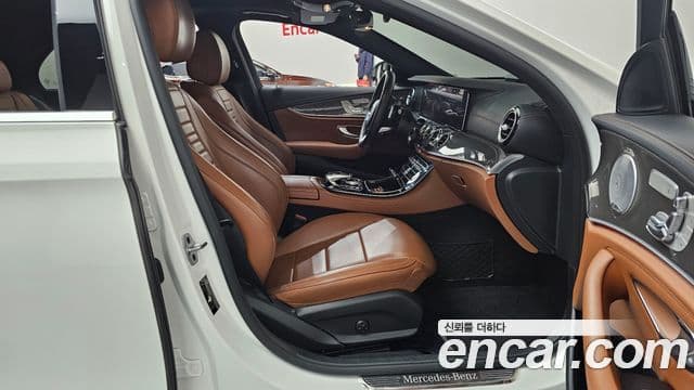 Mercedes-Benz E-класс W213 AMG Line, 2019 11