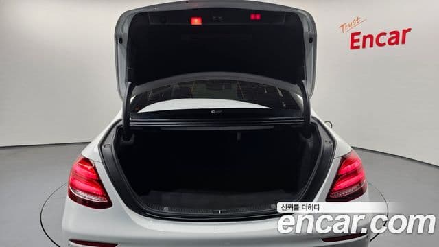 Mercedes-Benz E-класс W213 AMG Line, 2019 20