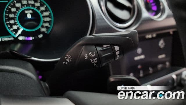 Ford Mustang купе, 2018 14