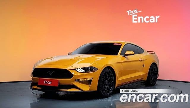 Ford Mustang купе, 2018 1