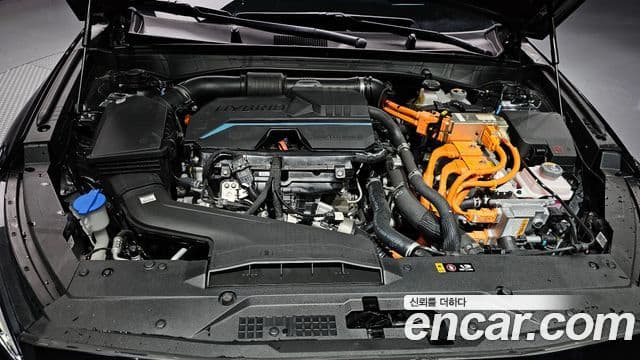 Kia K8 гибрид Signature, 2023 6