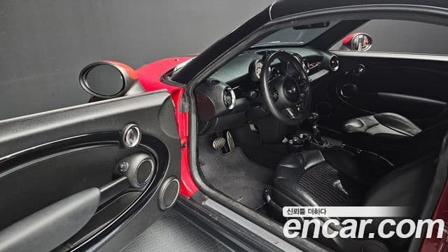 Mini Cooper SD купе, 2013 11