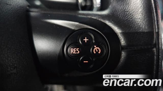 Mini Cooper SD купе, 2013 18