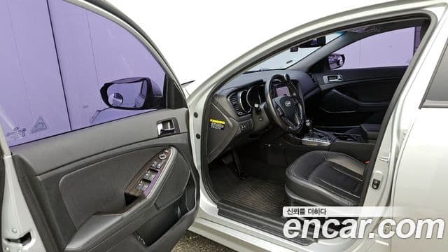 Kia K5 Luxury, 2013 11