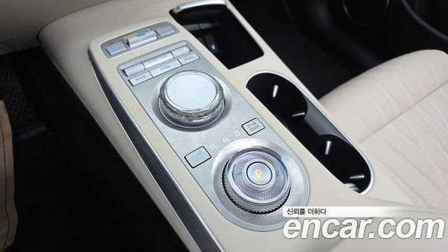 Genesis GV70, 2024 9