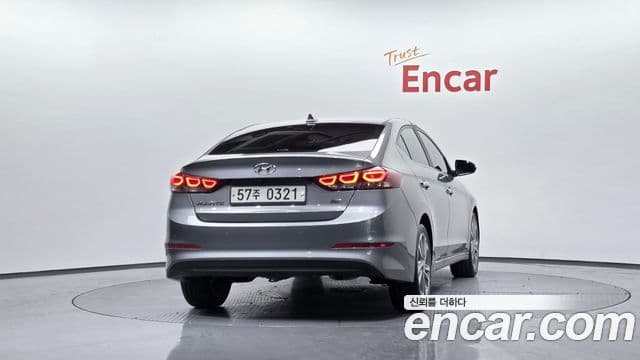 Hyundai Avante AD Special, 2017 4