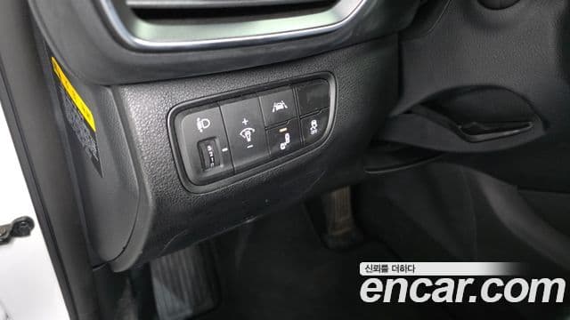 Hyundai Santa Fe TM Premium, 2019 18