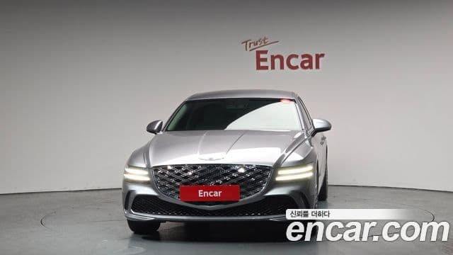 Genesis G80 (RG3) бензин 2.5 турбо AWD, 2026 3