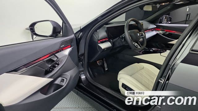 BMW 5시리즈 (G60) 520i M Sport, 2025 10