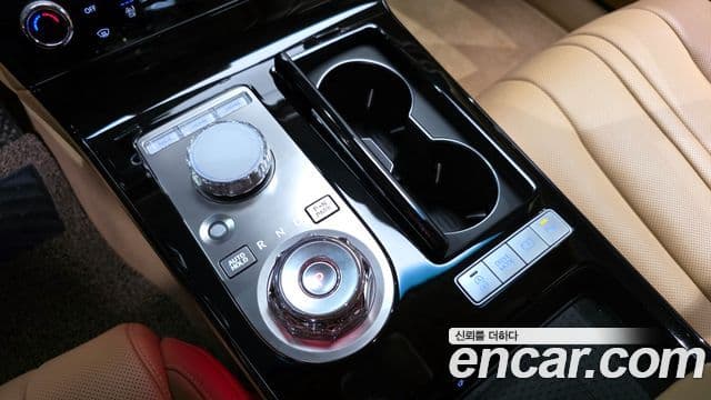 Genesis G80 (RG3) бензин 2.5 турбо AWD, 2025 9