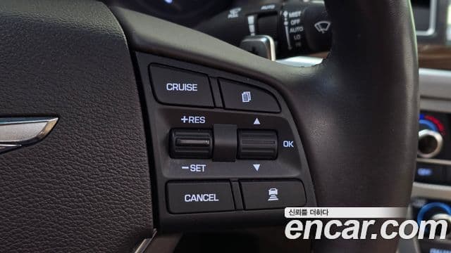 Genesis G80 Premium Luxury, 2017 16