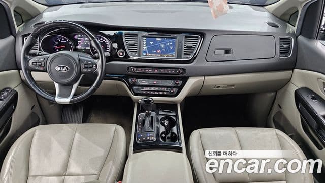 Kia All New Carnival Noblesse, 2016 7
