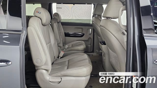 Kia All New Carnival Noblesse, 2016 12