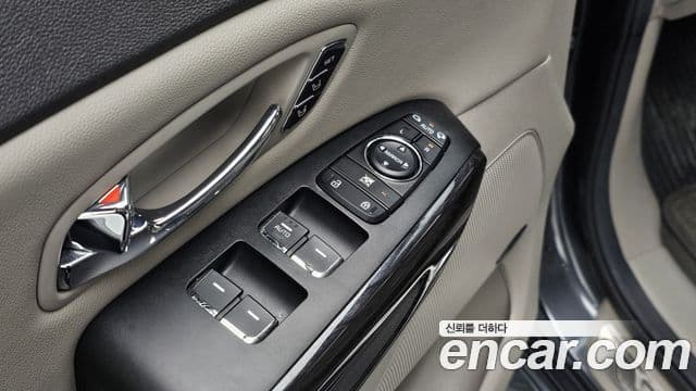 Kia All New Carnival Noblesse, 2016 18