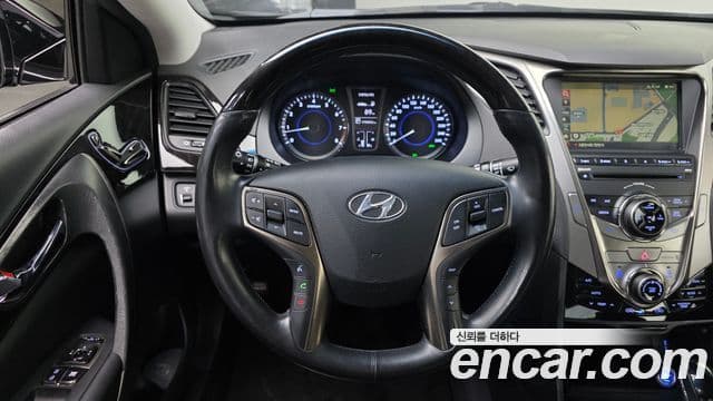 Hyundai Grandeur HG Luxury, 2011 16