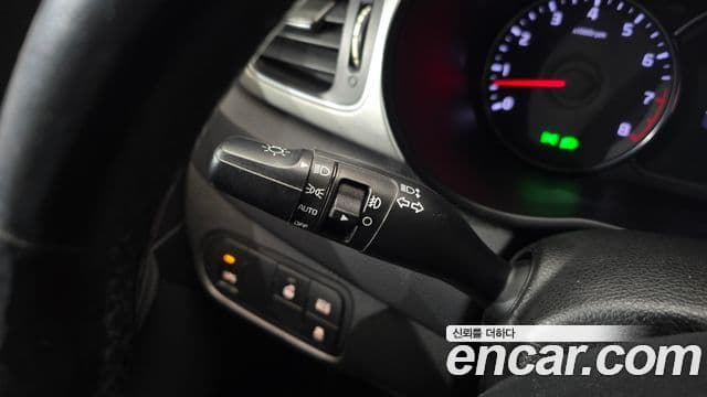 Kia All New Carens Prestige, 2015 18