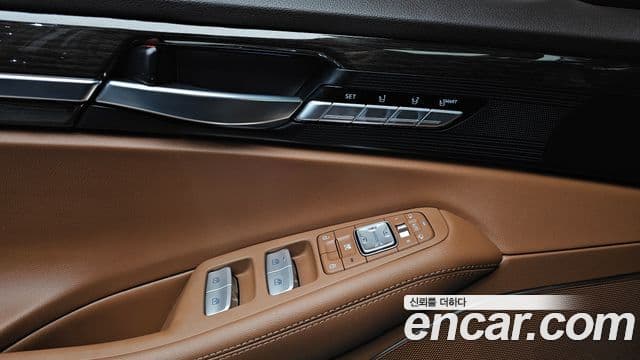 Genesis G90 Premium Luxury, 2021 12