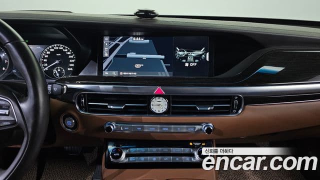 Genesis G90 Premium Luxury, 2021 15