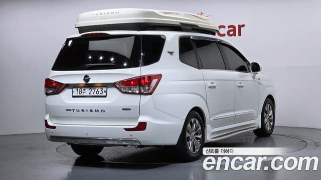 KG모빌리티(SsangYong) Korando 투리스모 4WD outdoor Edition 9인승, 2017 2