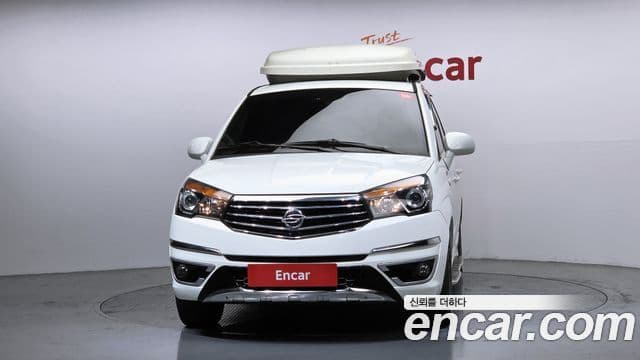 KG모빌리티(SsangYong) Korando 투리스모 4WD outdoor Edition 9인승, 2017 3