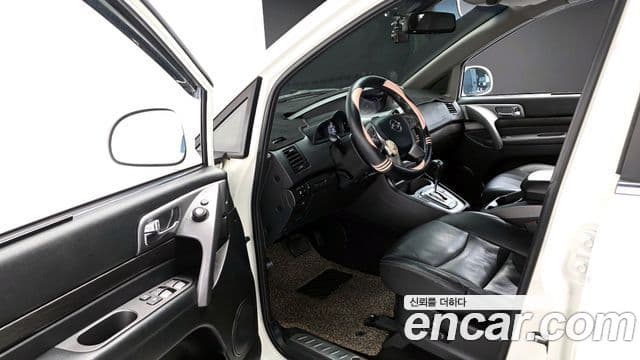 KG모빌리티(SsangYong) Korando 투리스모 4WD outdoor Edition 9인승, 2017 11